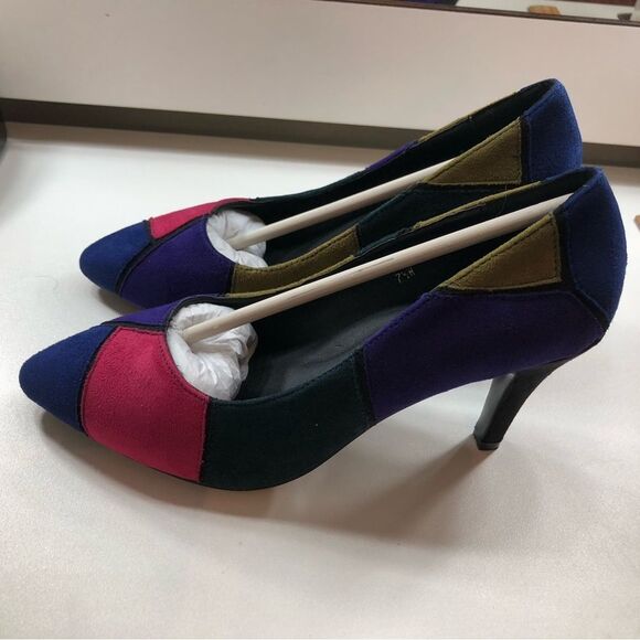 Midnight Velvet Multicolor Suede Pumps Women's 7.5 - New Without Box - Picture 1 of 6